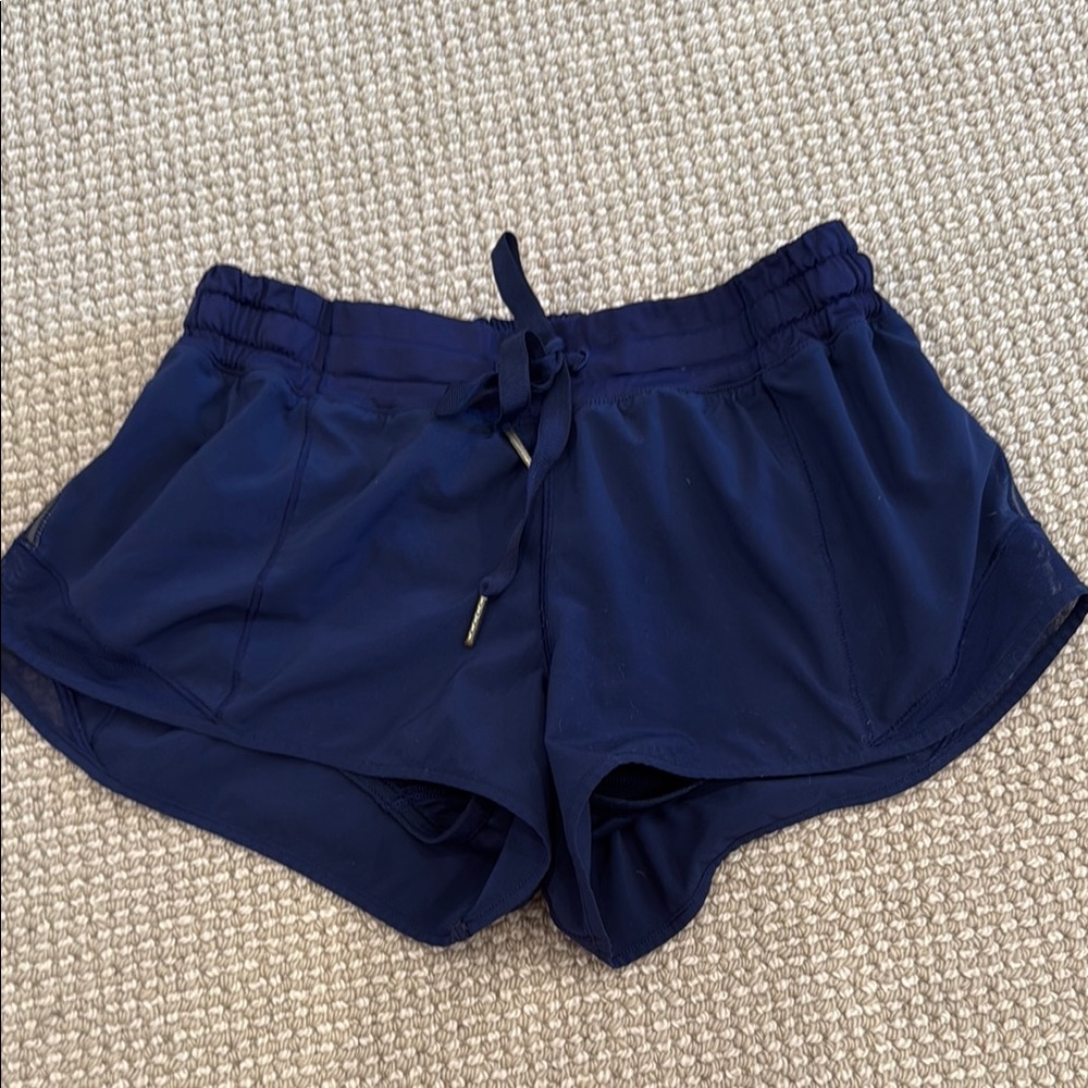 Lululemon Women's Navy Blue athletic Shorts size 4